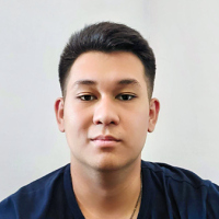 Репетитор - Данияр С. id:1073